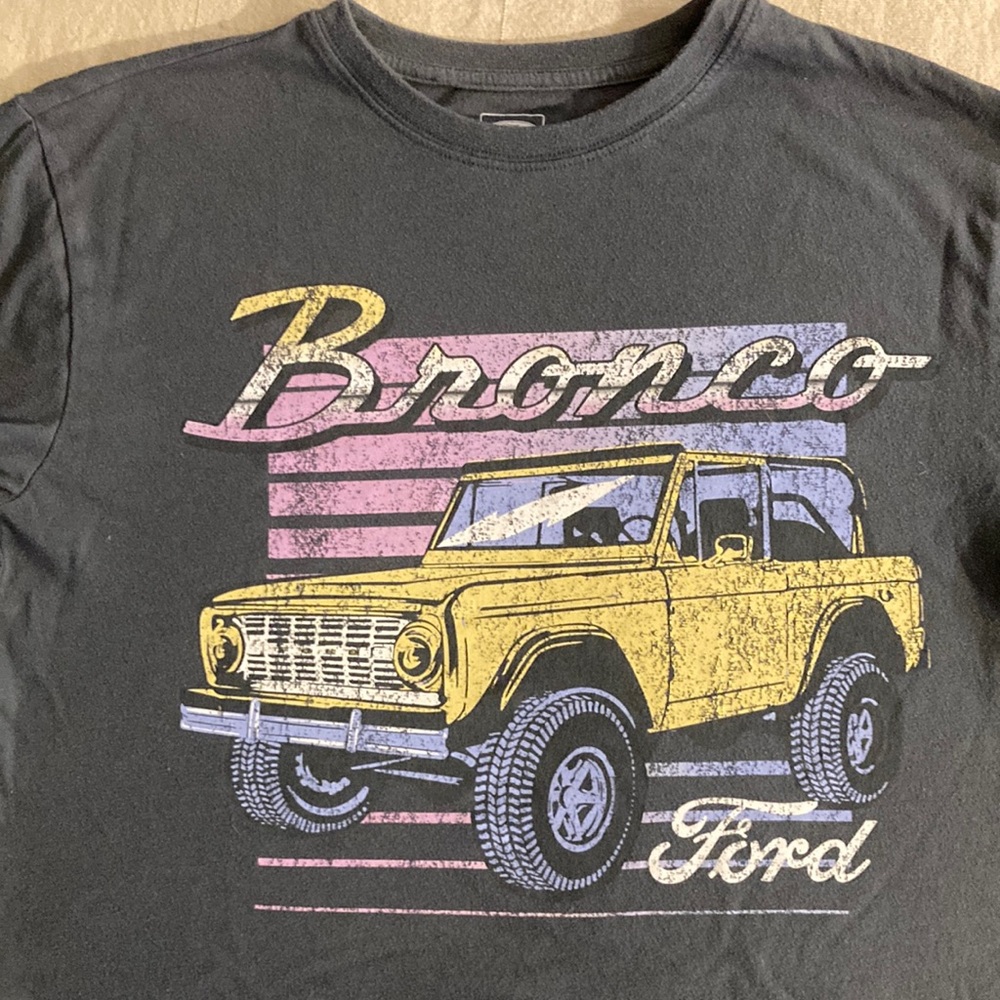 Ford Bronco Youth Tee size L (10/12)‎